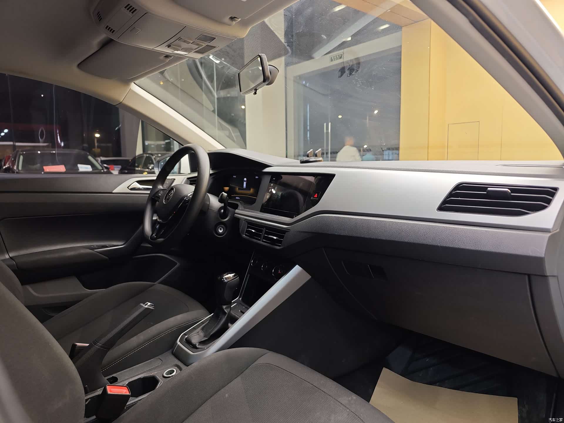 Volkswagen Polo, 2023 31