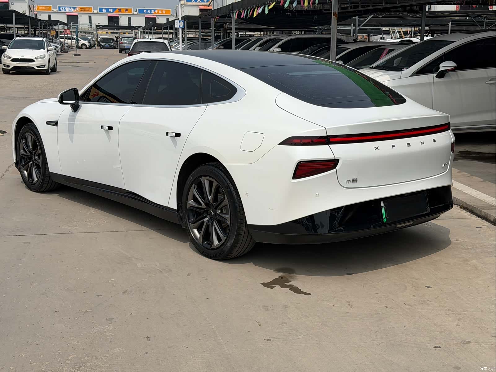 Xpeng P7, 2021 3