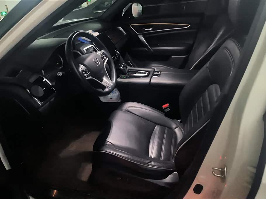 Honda UR-V Honda UR-V