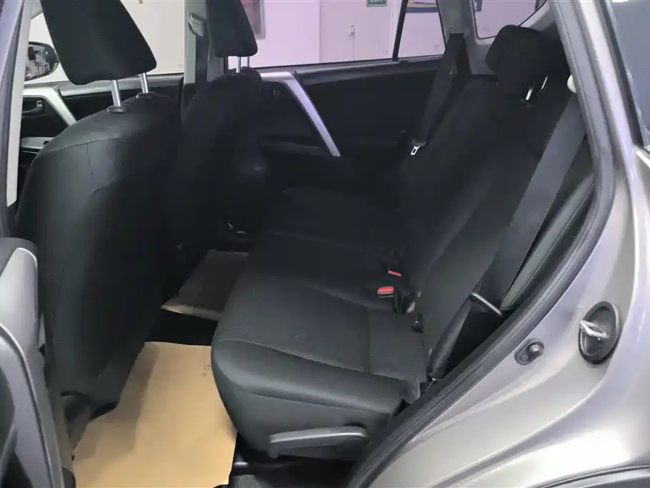 Toyota RAV4 Rongfang