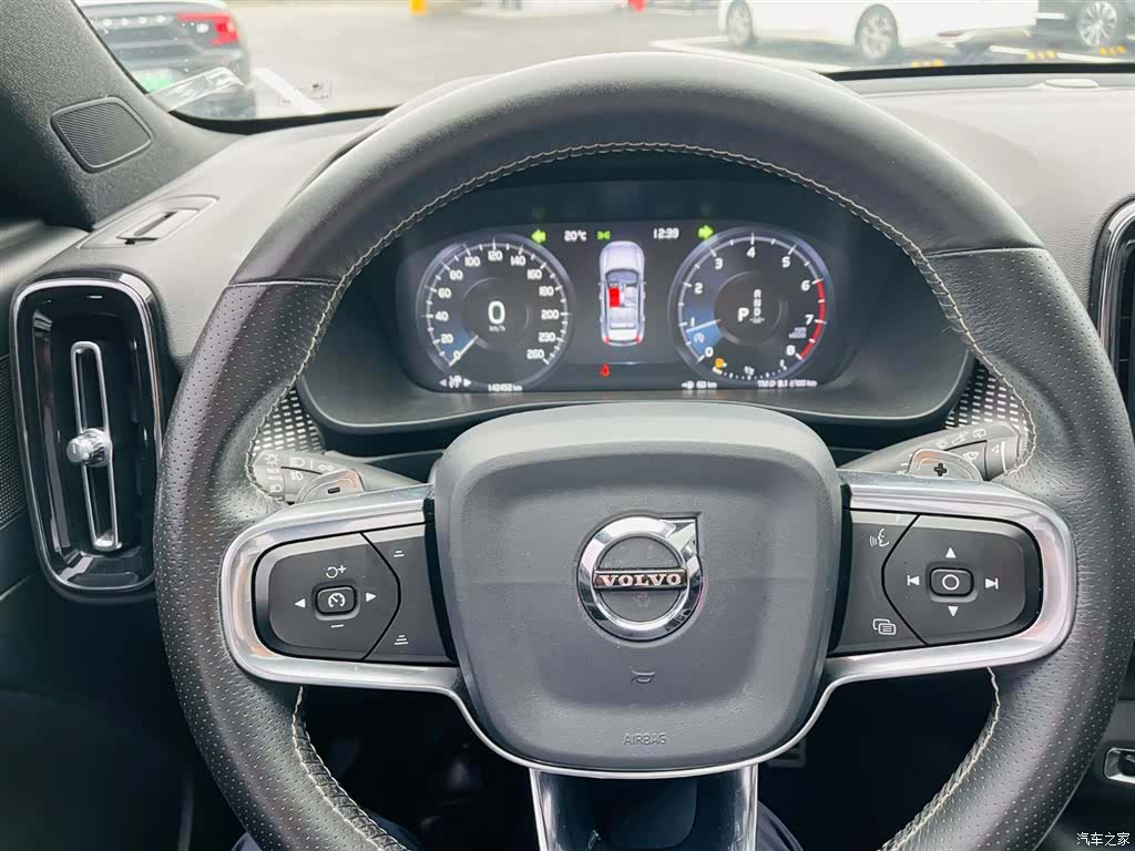Volvo XC40, 2019 16