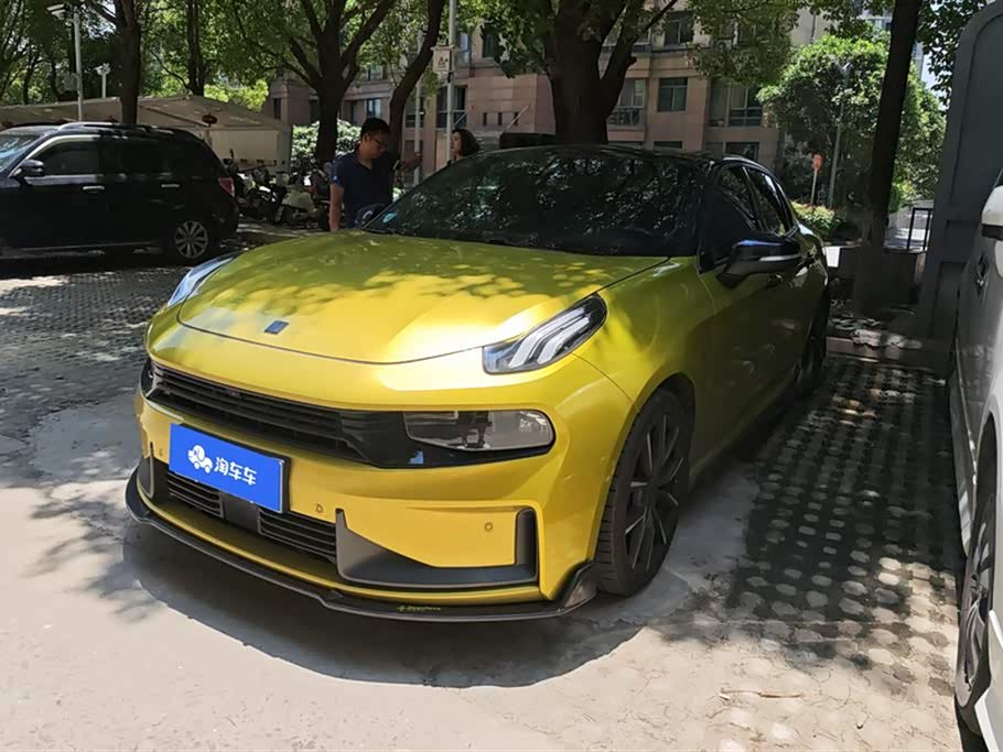 Lynk & Co 03 Lynk & Co 03