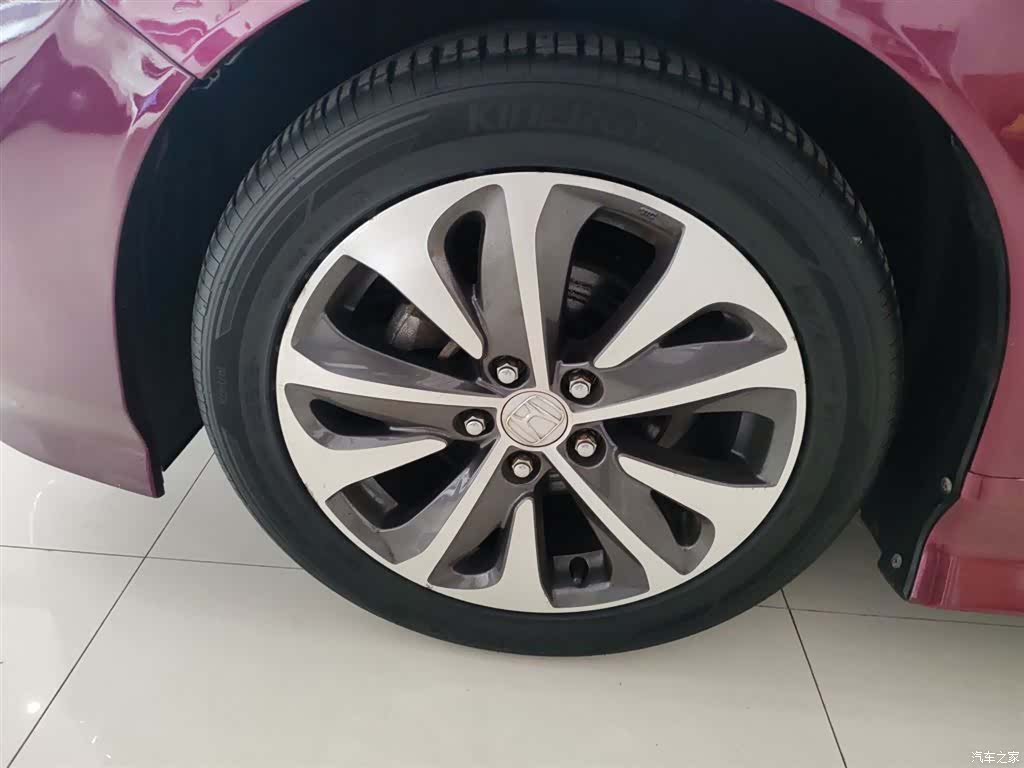Honda Jade, 2017 25
