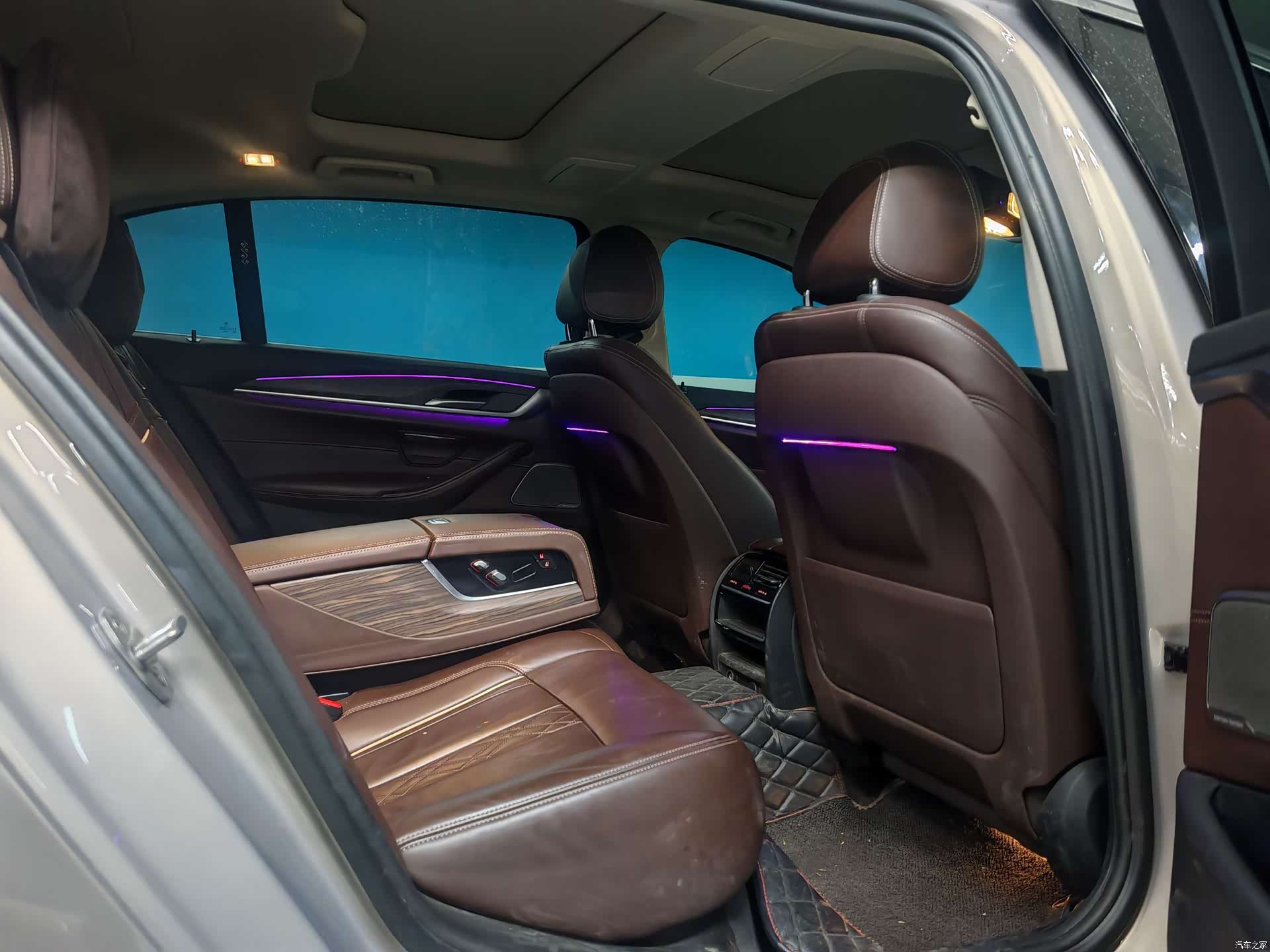 BMW 5 Series, 2018 11