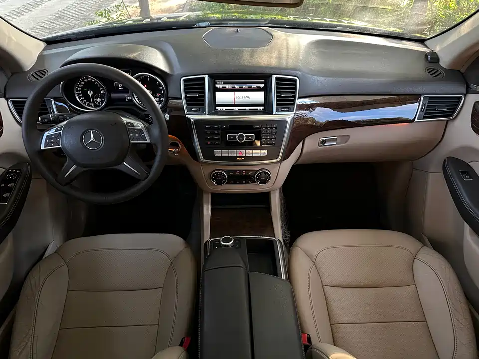 Mercedes-Benz M class