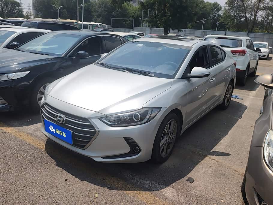 Hyundai Elantra