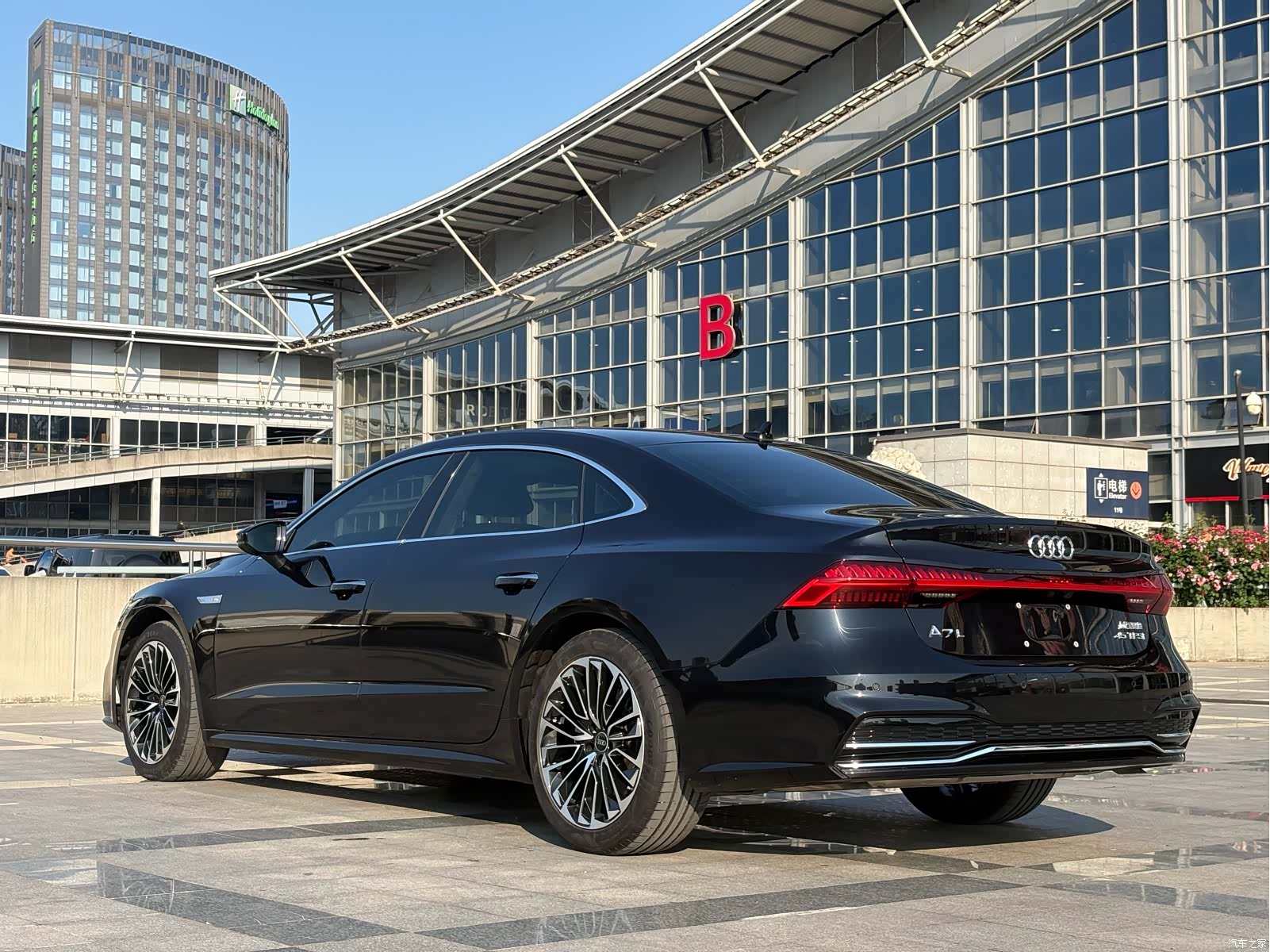 Audi A7L, 2024 7