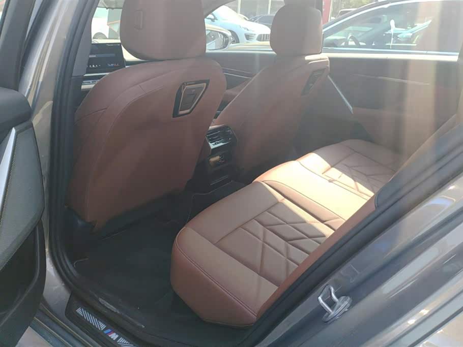 BMW i5 BMW i5