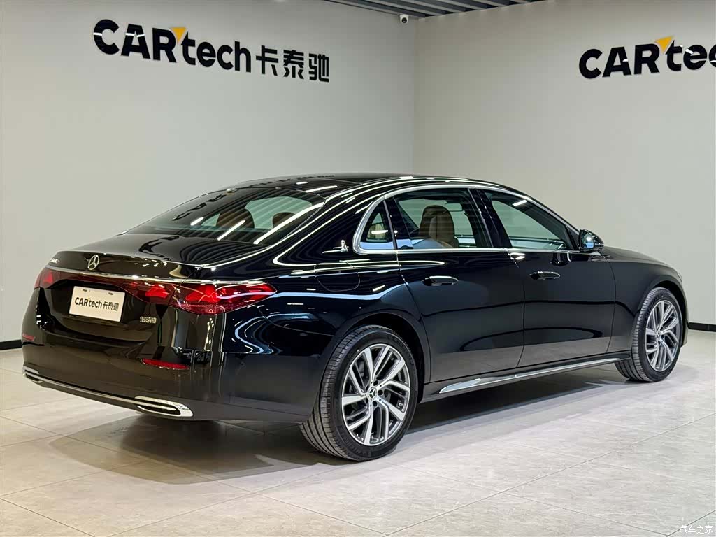 Mercedes-Benz E-Class, 2026 4