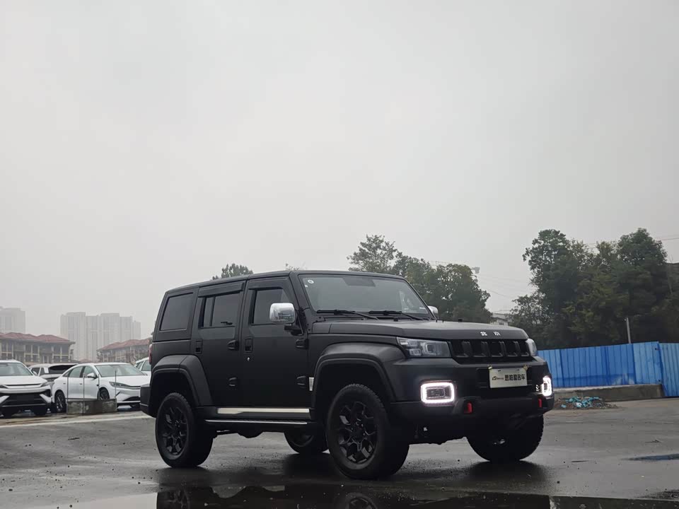 Beijing BJ40