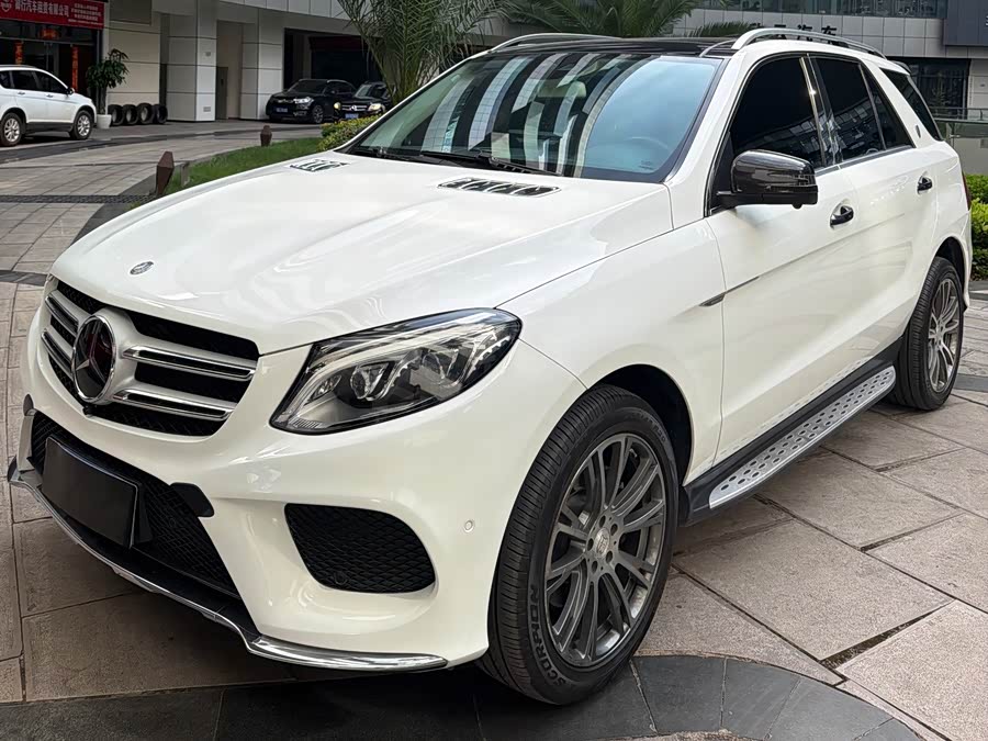 Mercedes-Benz GLE 2017, фото 1