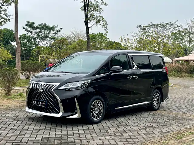 Toyota Alphard 2018 — купить из Китая под заказ