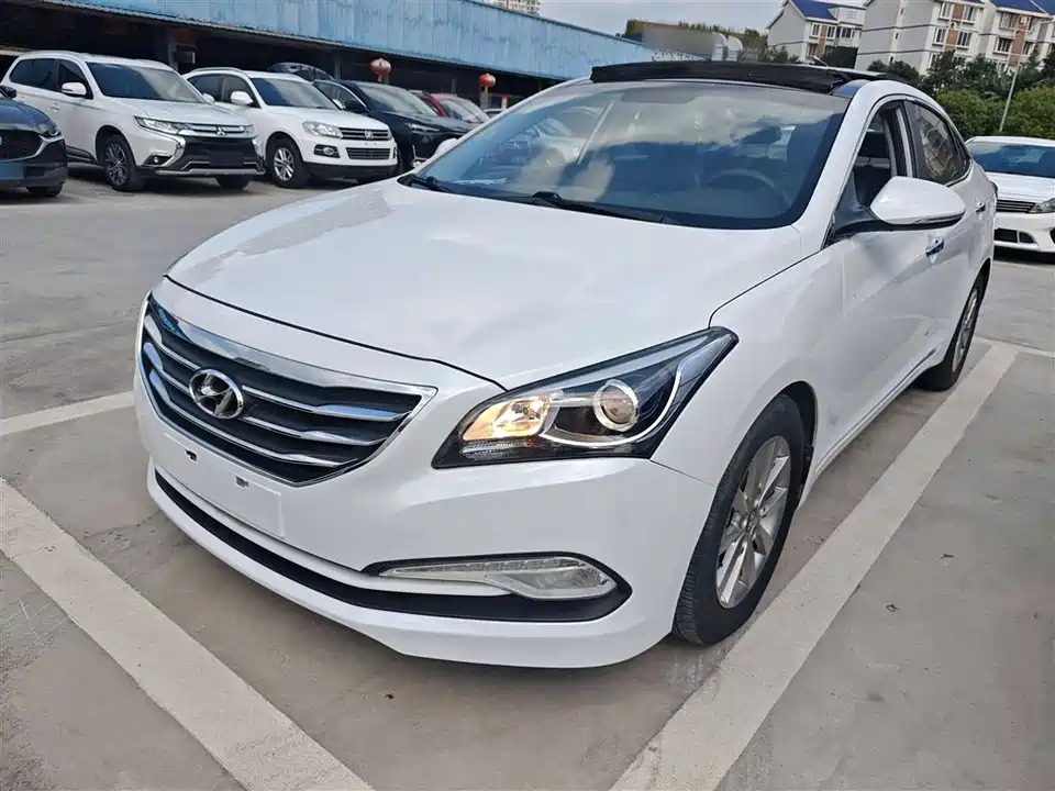 Hyundai Name picture