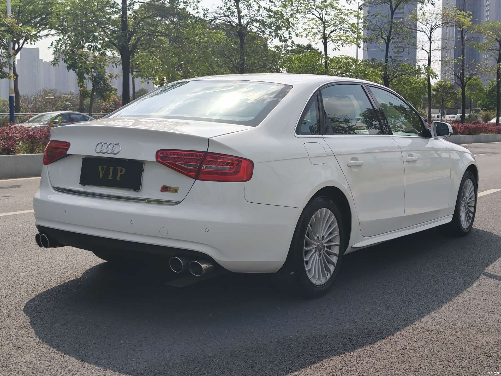 Audi A4L, 2015 10