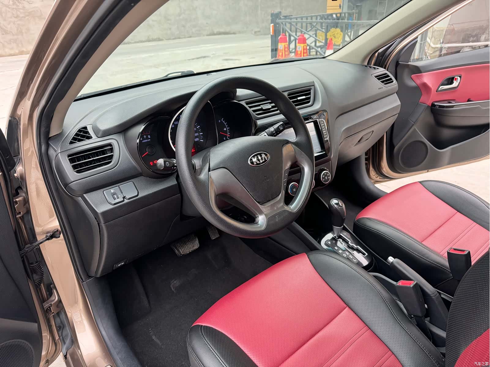Kia K2, 2016 4