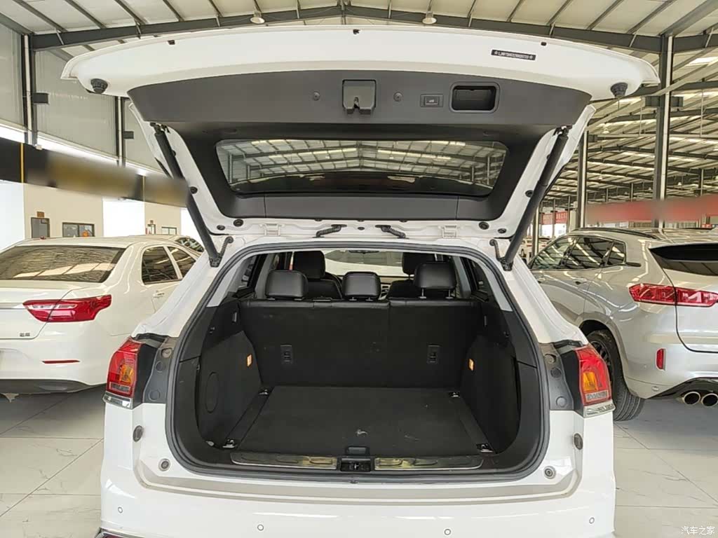 Zotye X7, 2019 19