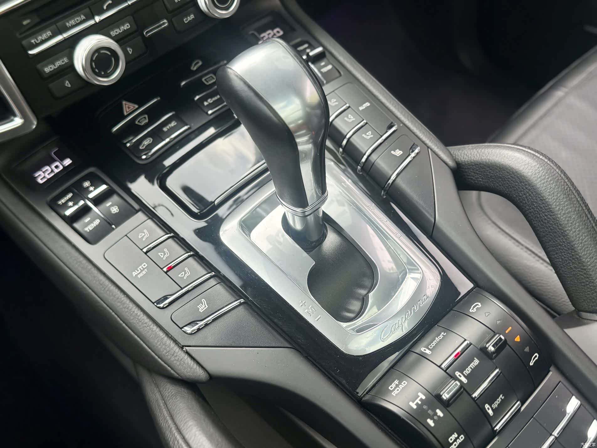 Porsche Cayenne, 2014 11