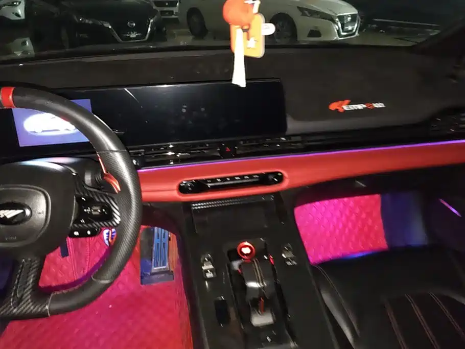 Trumpchi Shadow Leopard