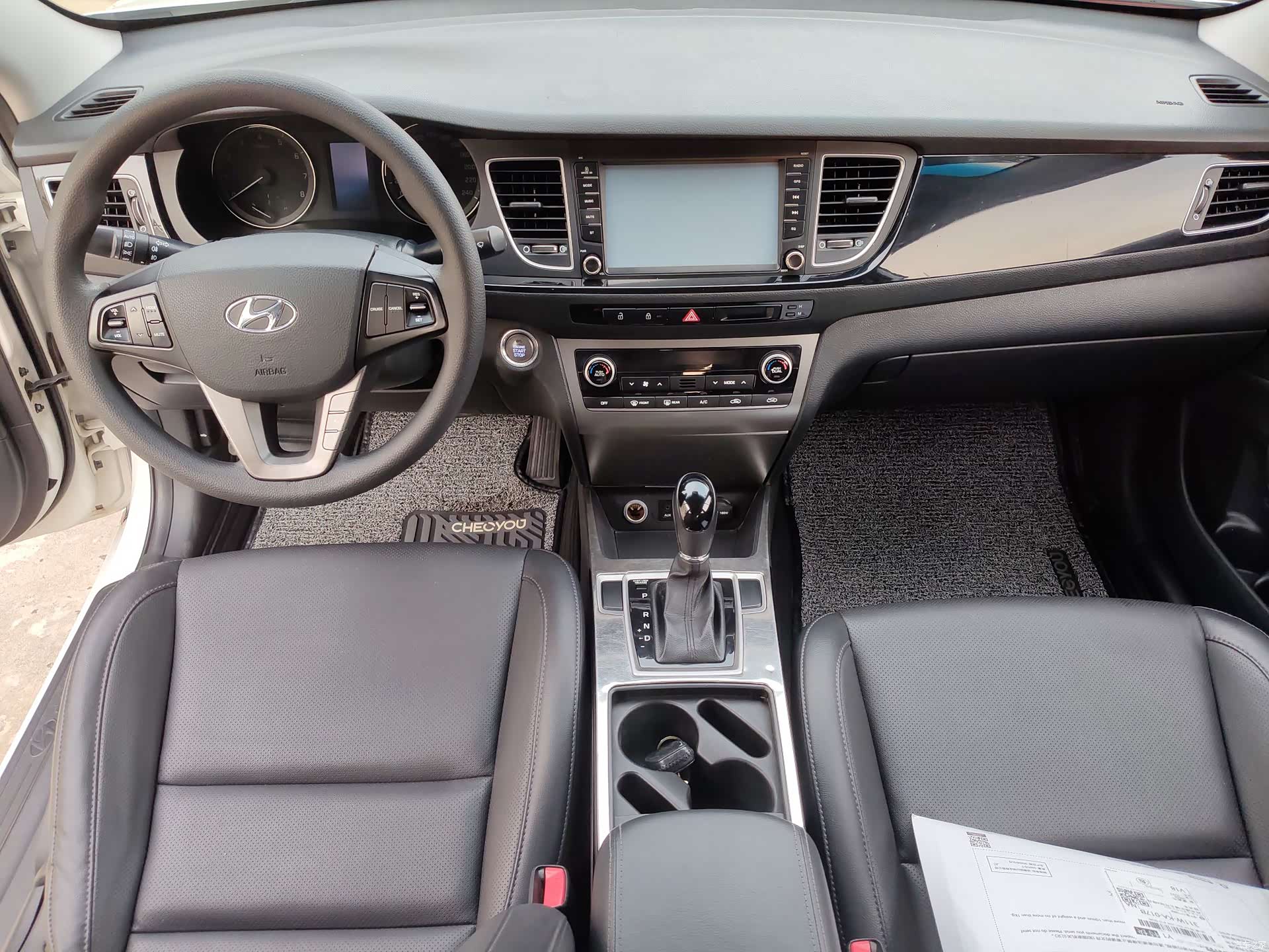 Hyundai GLS, 2015 10