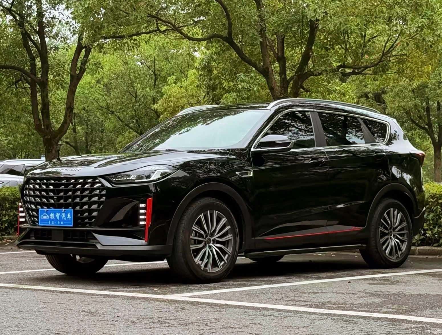Jetour X70, 2023 1