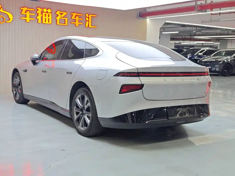 XPENG P7