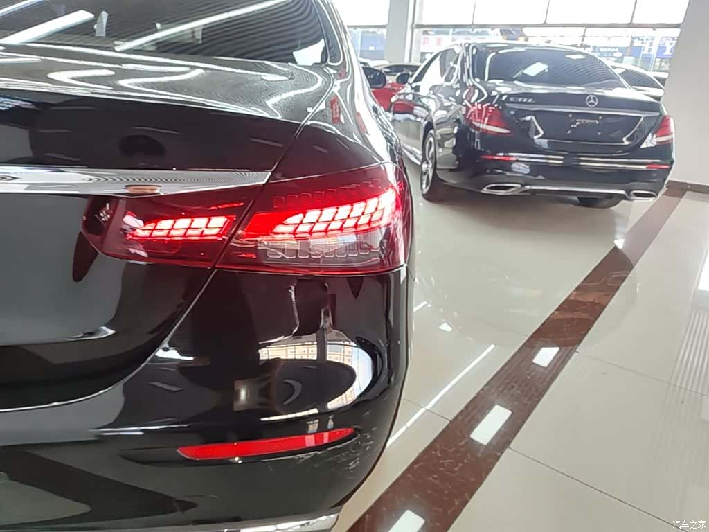 Mercedes-Benz E-Class, 2023 8