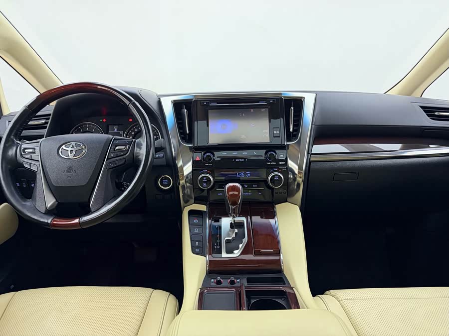 Toyota Alphard 2018, фото 17