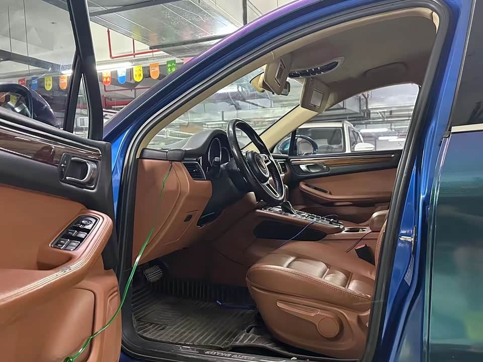 Zotye SR9 Zotye SR9