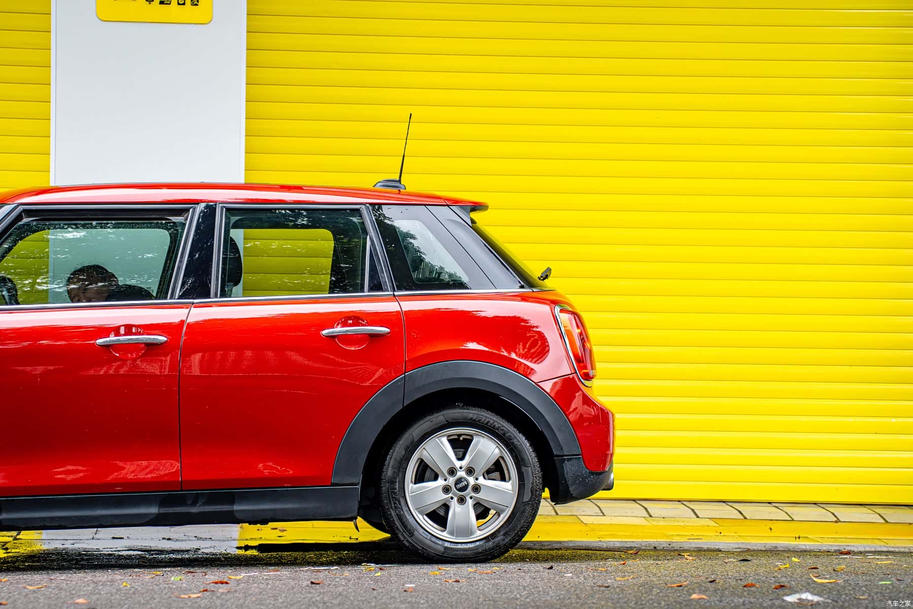 Mini ONE, 2018 7