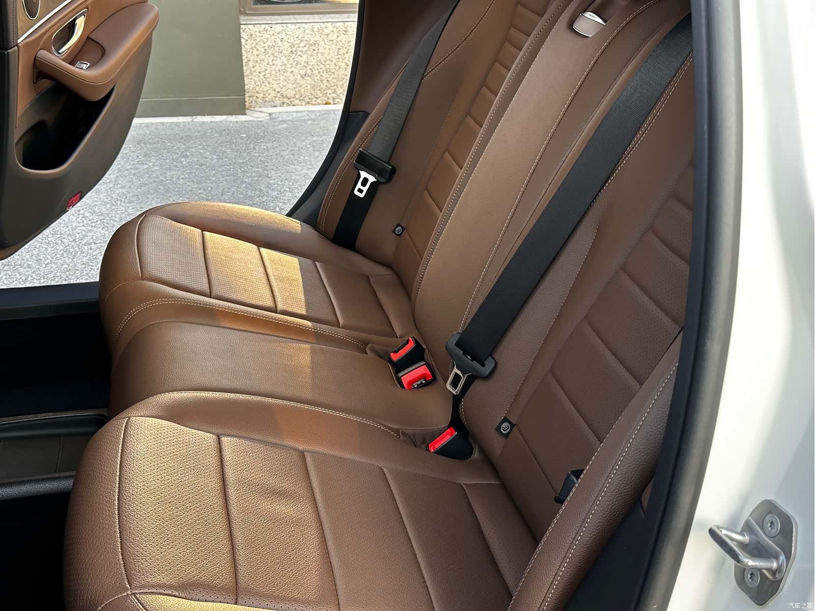 Mercedes-Benz E-Class, 2018 18