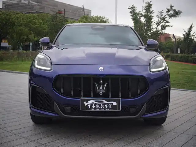 Maserati Grecale 2024 — купить из Китая под заказ