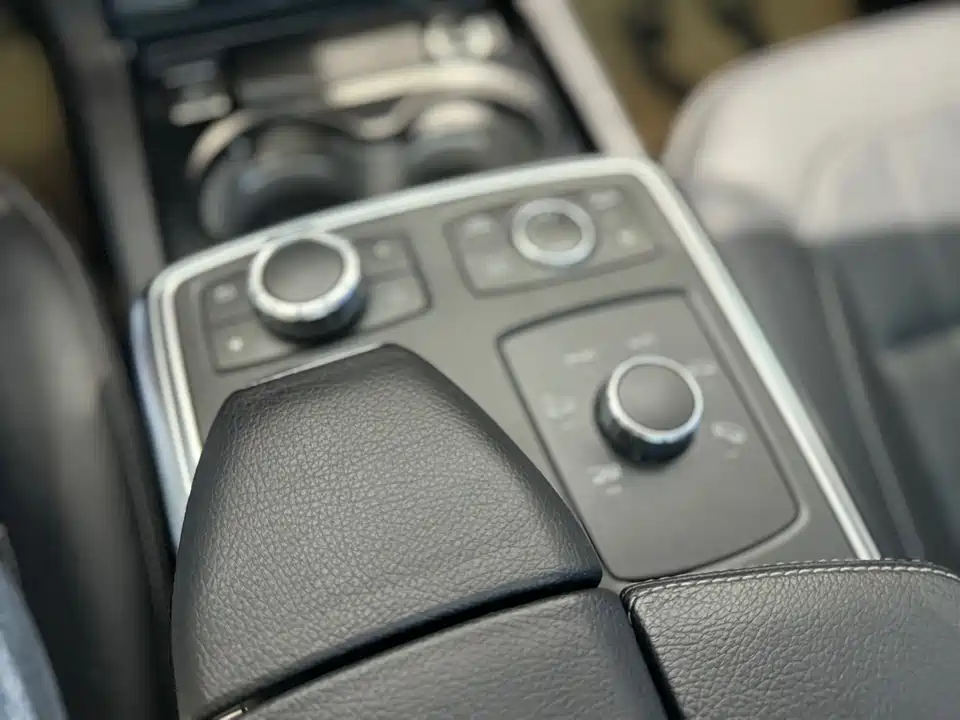 Mercedes-Benz GL grade