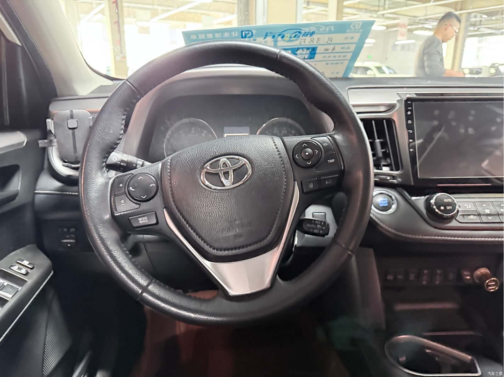 Toyota RAV4, 2018 14