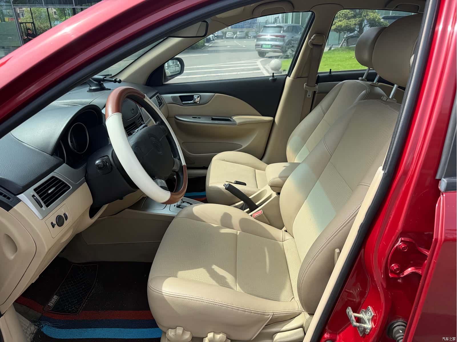 Buick 1.6LX-AT, 2013 все фото