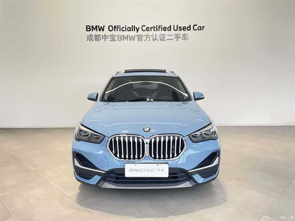 BMW X1, 2020 все фото