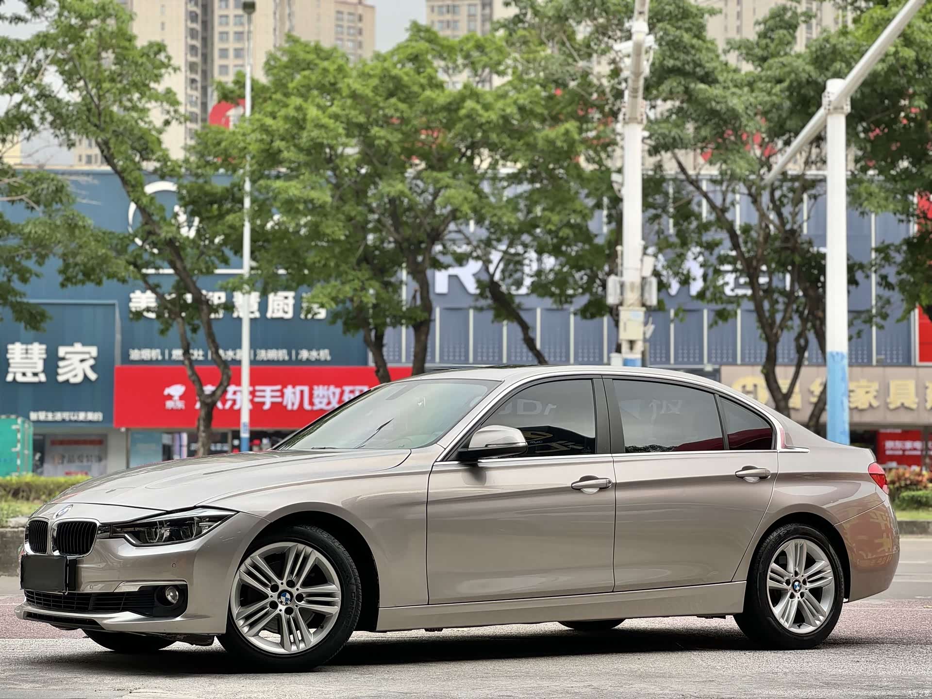 BMW 3 Series, 2017 1