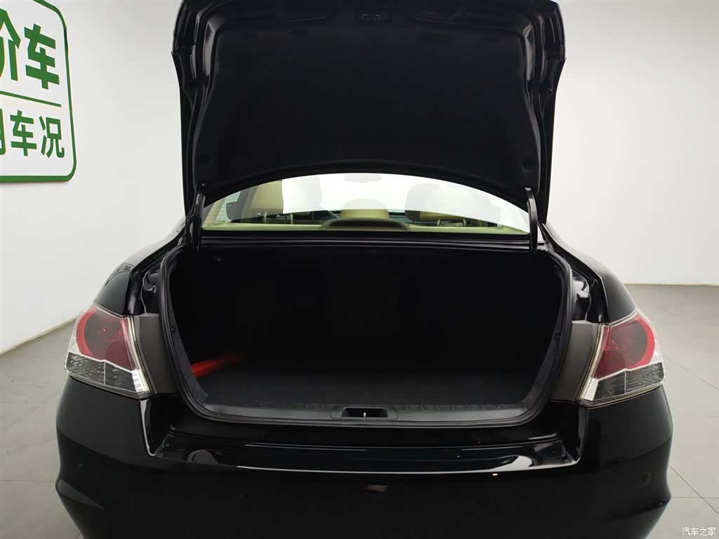 Honda Accord, 2012 16