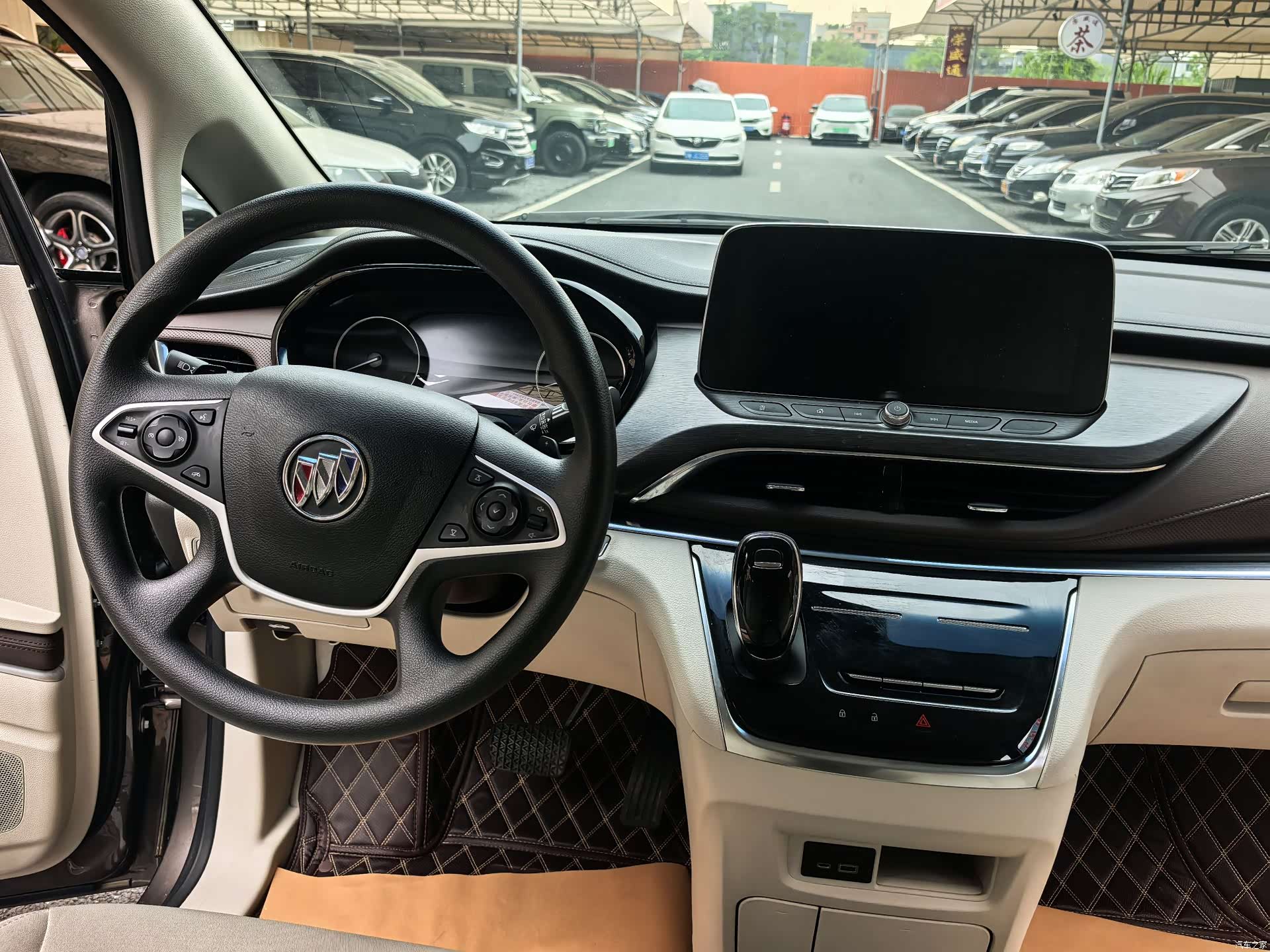 Buick GL8, 2024 9