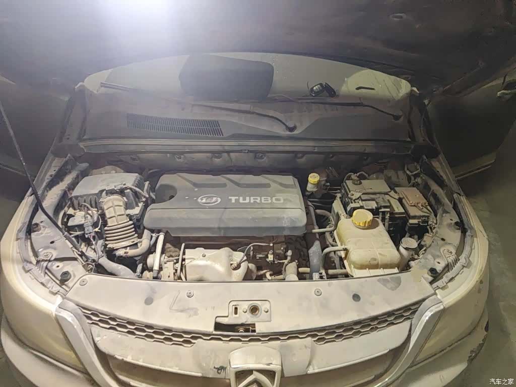 Wuling 730, 2017 11