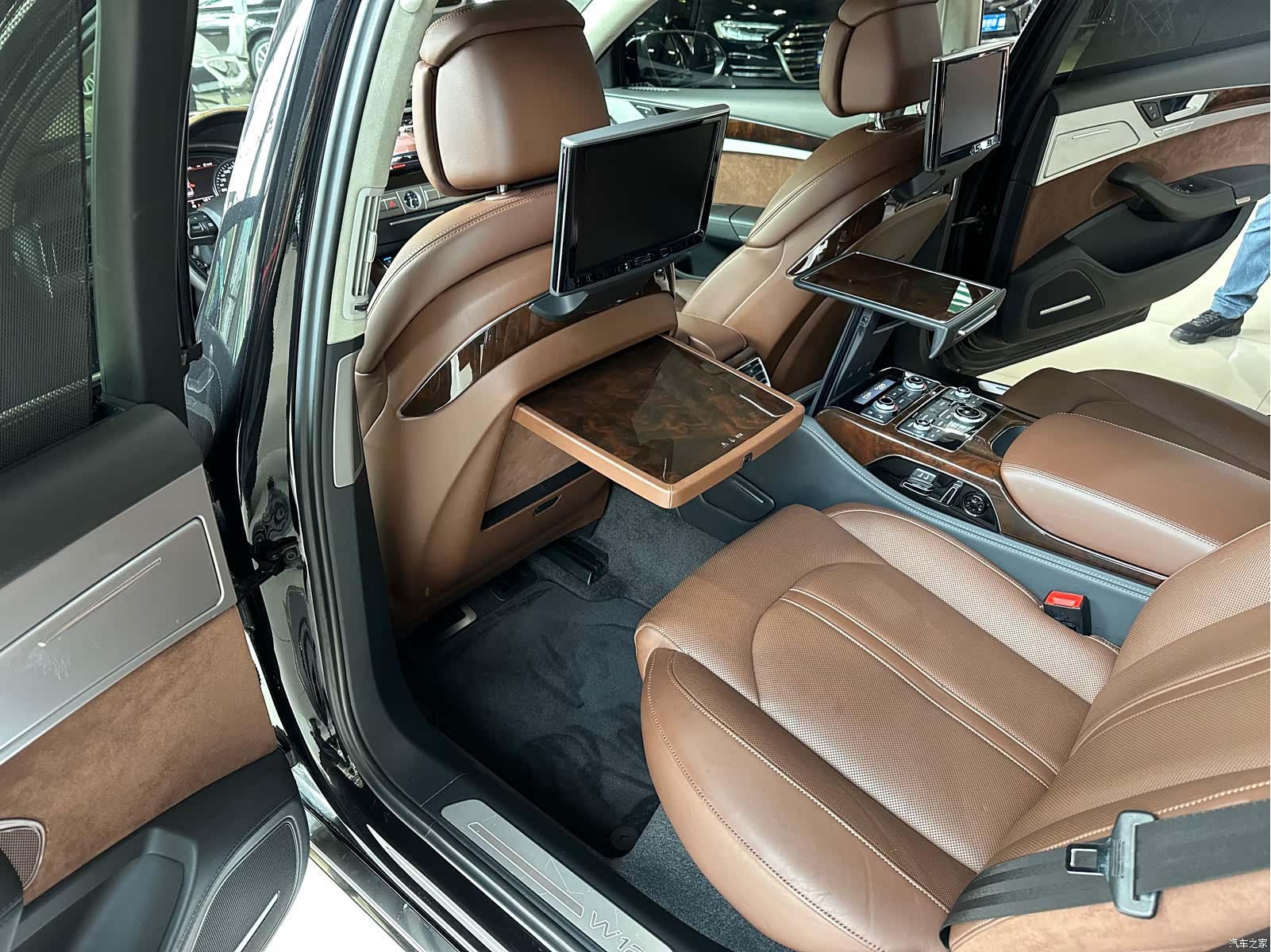 Audi A8L, 2015 16
