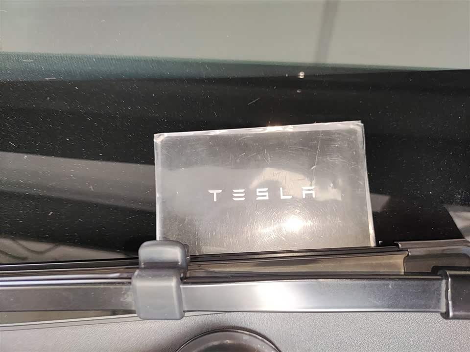 Tesla Model Y Tesla Model Y