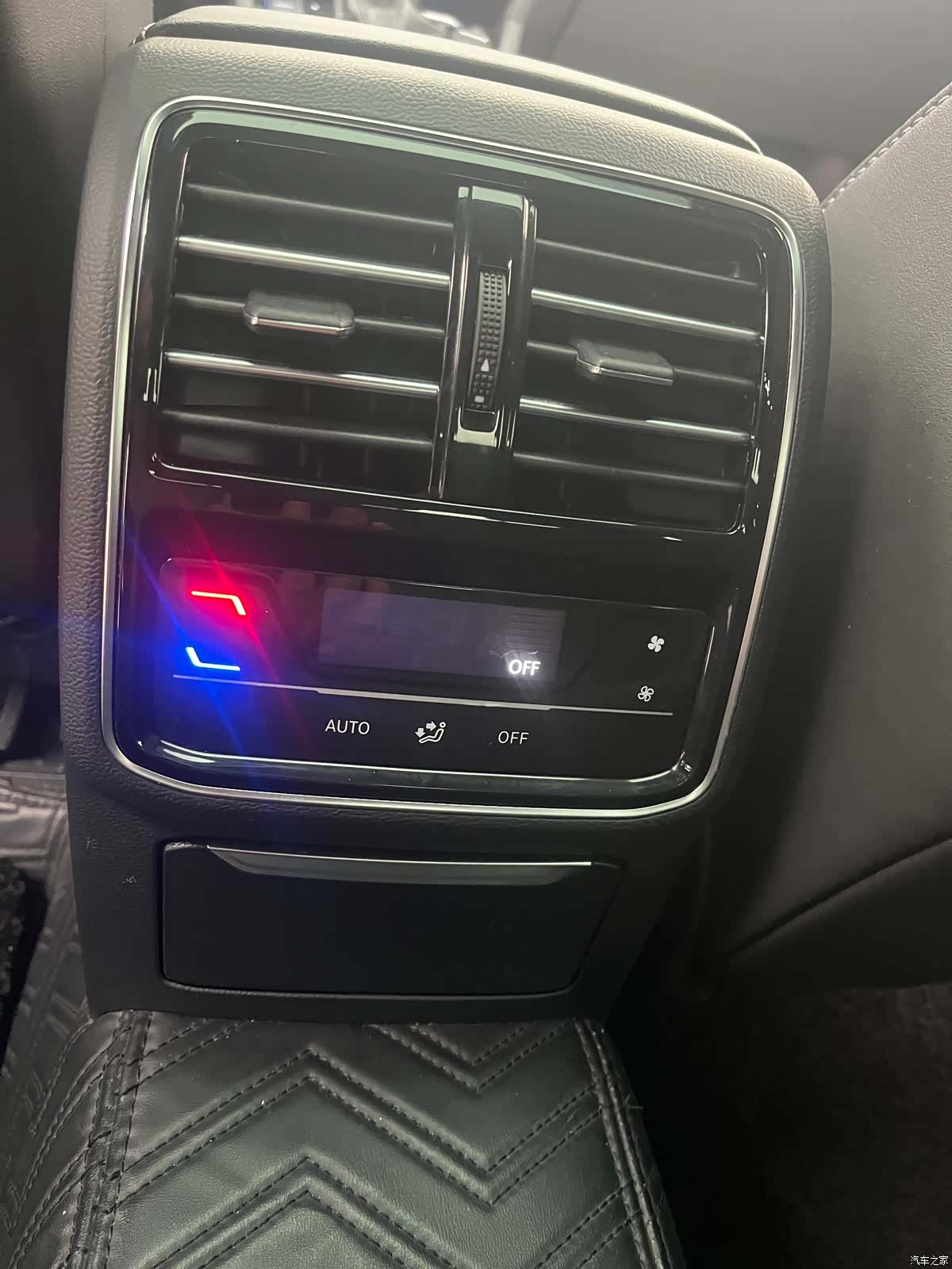 Volkswagen CC, 2022 13