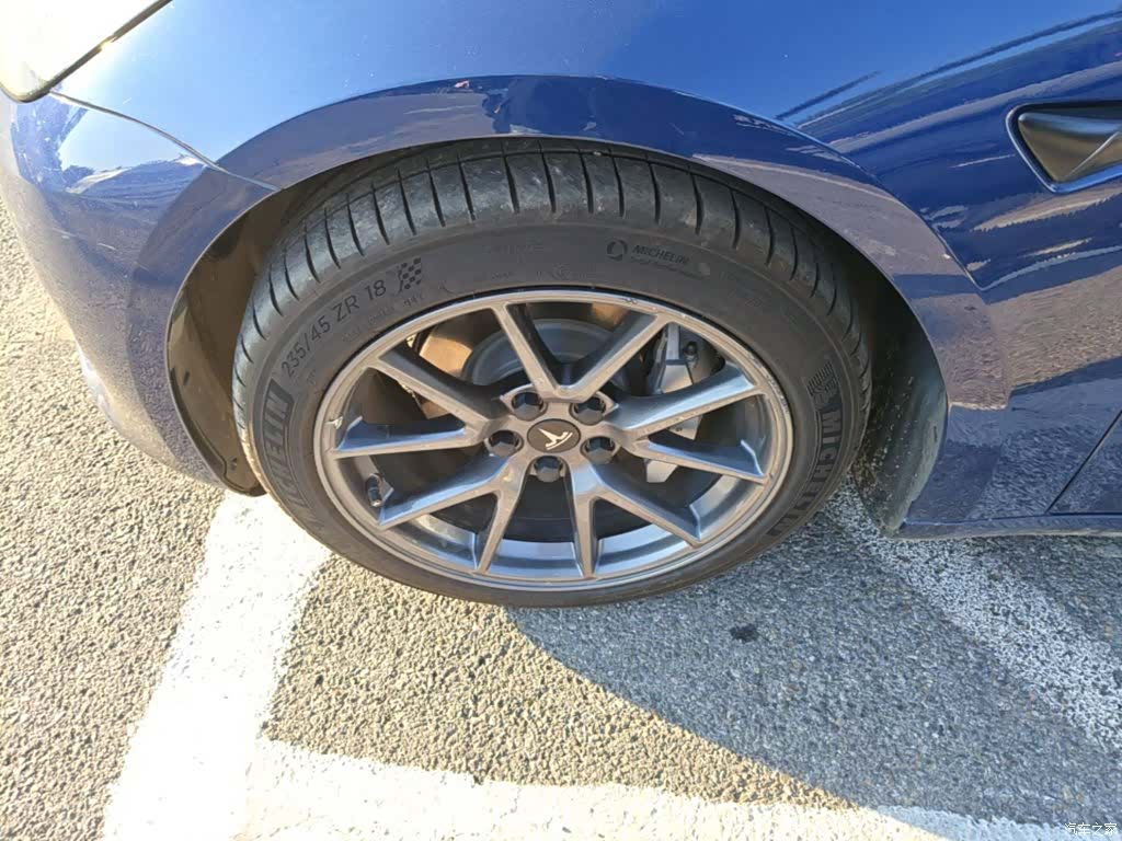 Tesla Model 3, 2021 23