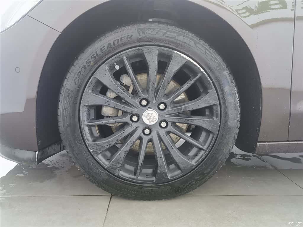 Buick LaCrosse, 2017 17