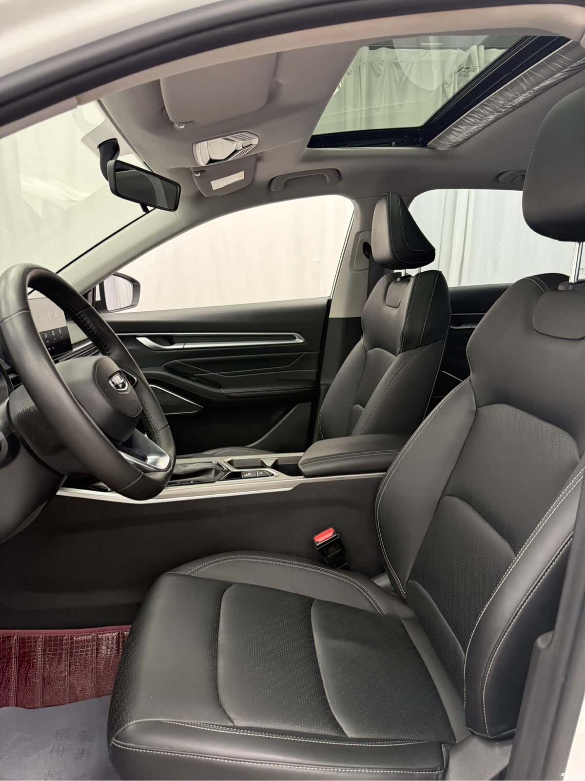 Geely Emgrand, 2022 11