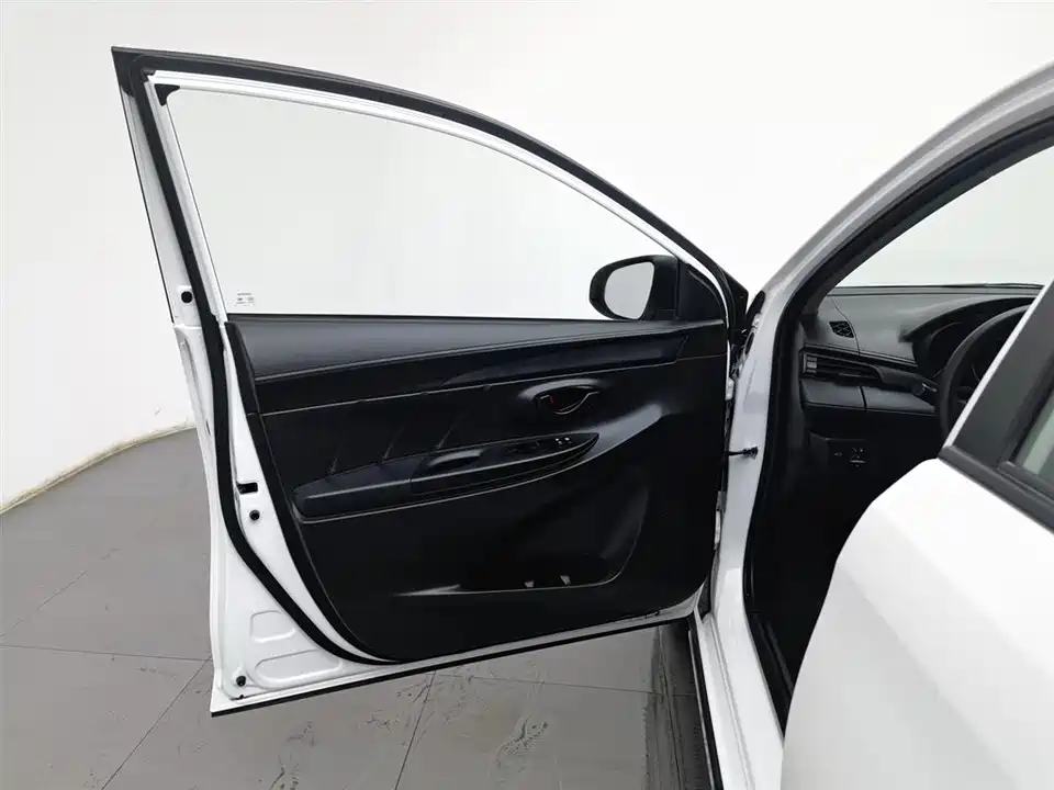 Toyota YARiS L Zhixuan