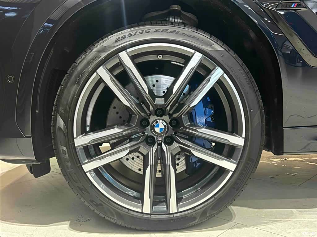 BMW X6, 2025 12