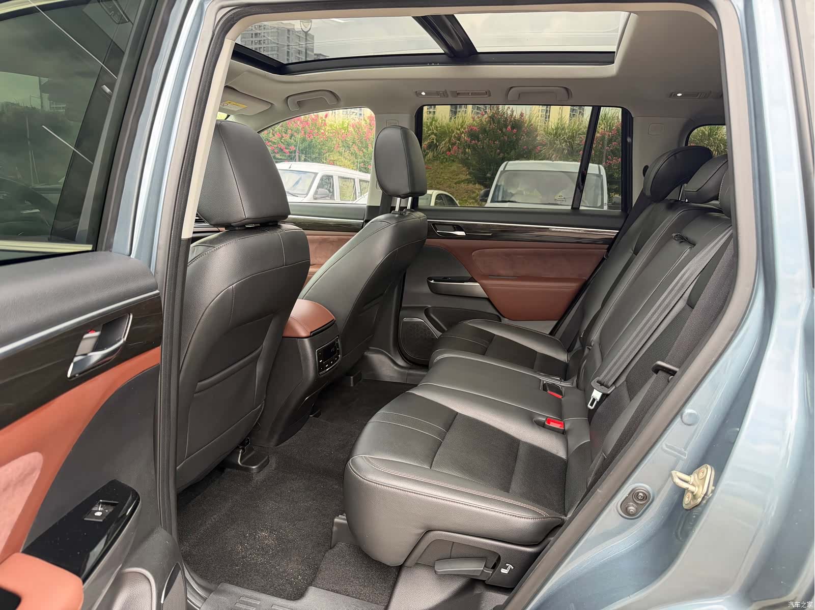 Trumpchi GS8, 2017 8