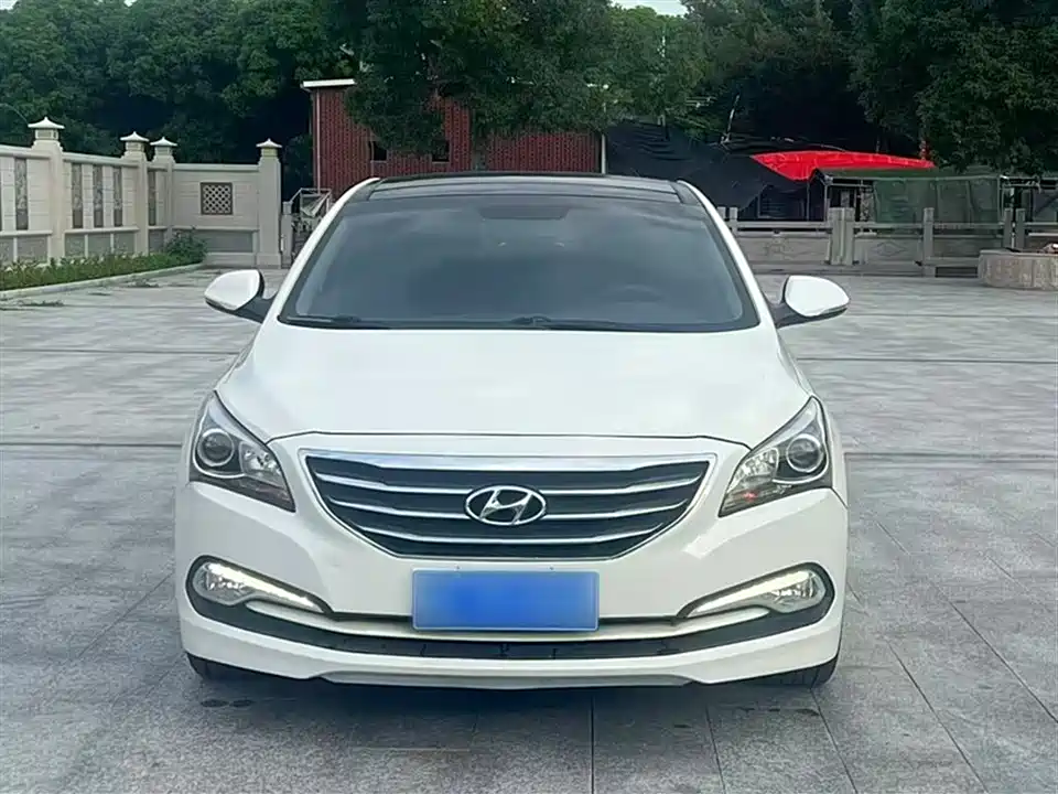 Hyundai Name picture