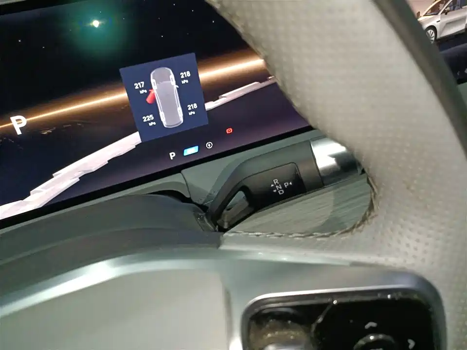 Geely Galaxy Galaxy E8